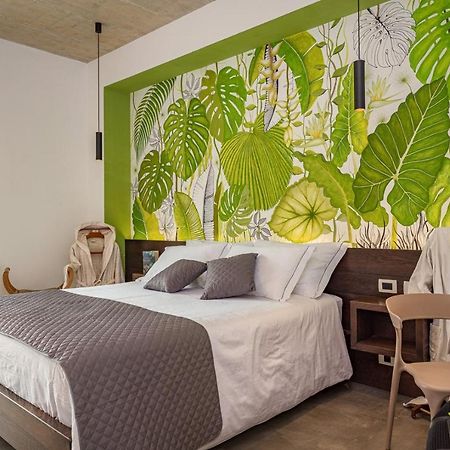 Apartments Bijou With Big Private Garden Near Umag Vilanija Bagian luar foto