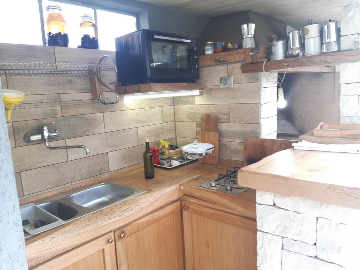 Apartments Bijou With Big Private Garden Near Umag Vilanija Bagian luar foto
